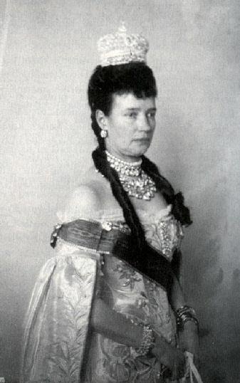 Empress Marie Feodorovna 1896 Coronation.jpg