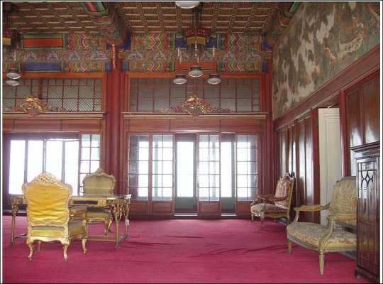 Changdeokgung Palace 6.jpg