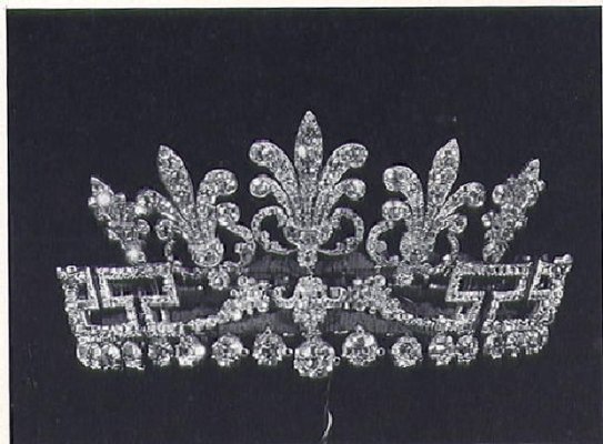 Spencer Honeysuckle Tiara old version.jpg