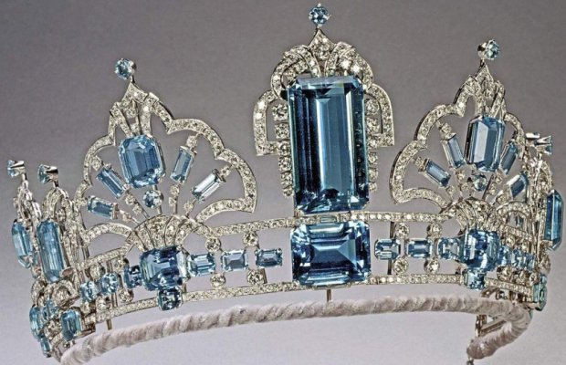 UK Brazilian Aquamarine Tiara.jpg