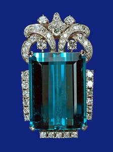 Brooch Brazilian Aquamarine & Diamonds 1958.jpg