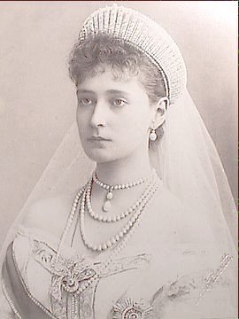 HIM_Tzarina_Alexandra_Feodorovna__02_.jpg