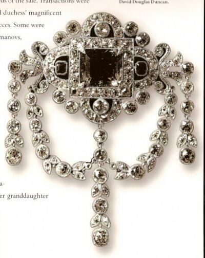 Miechens ruby diamond brooch.jpg