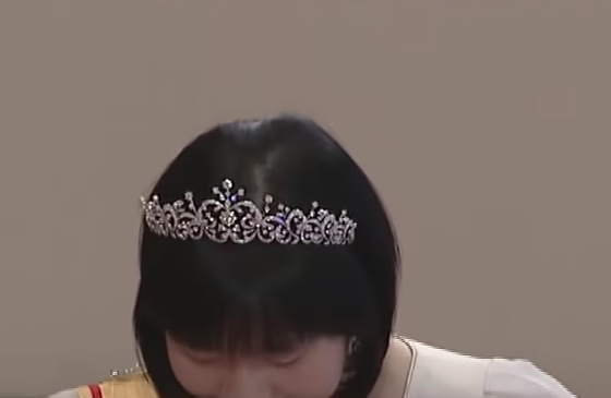 sayako_tiara_fnn.png