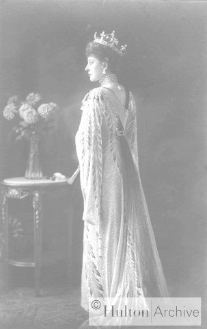 HRM_Queen_Alexandra__09_.jpg