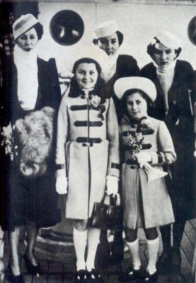 EGYPTE_Nazli_daughters_1939.JPG
