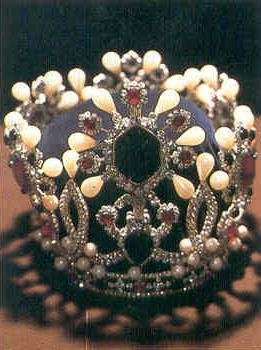 Farah'sCrown2.jpg