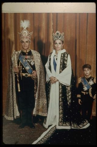 1967-10-26-Coronation7.jpg