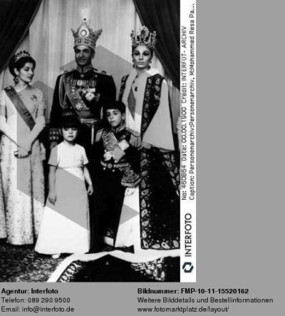 1967-10-26-Coronation11.jpg