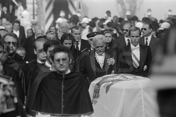 Princess Grace's Family Attending Her Funeral.jpg