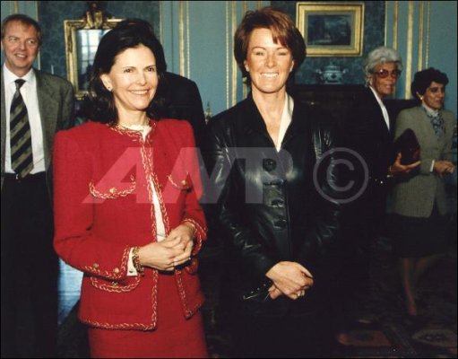 Silvia & Prinsessan Anni-Frid Reuss 1995.jpg