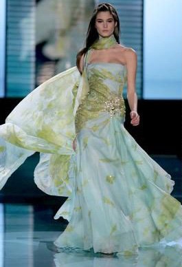 Elie Saab Fall-Winter 2005d.jpg