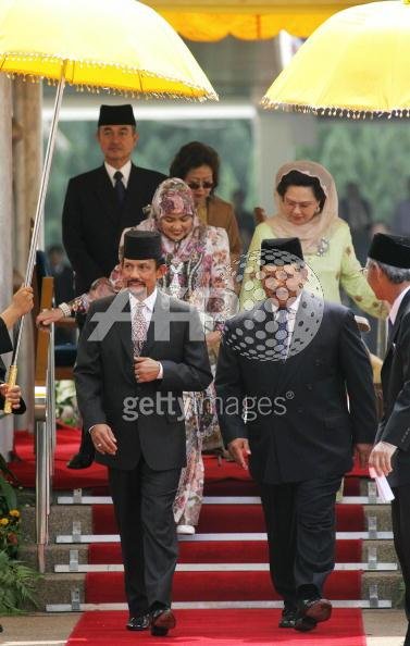 Sultan of Brunei.jpg