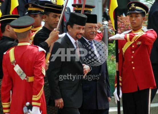 Sultan of Brunei.5.jpg
