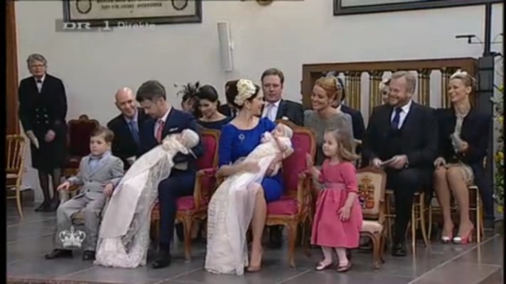 Click image for larger version

Name:	Christening Apr2011.jpg
Views:	10516
Size:	134.1 KB
ID:	276773