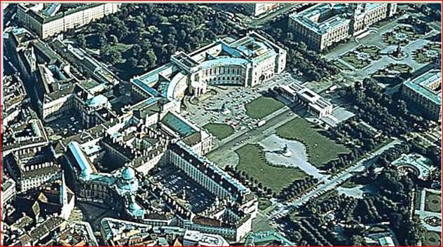 Click image for larger version

Name:	Hofburg 1 complex.jpg
Views:	657
Size:	101.9 KB
ID:	283106