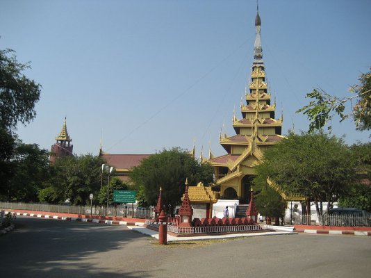 Click image for larger version

Name:	Mandalay Palace 2.jpg
Views:	773
Size:	148.2 KB
ID:	285010
