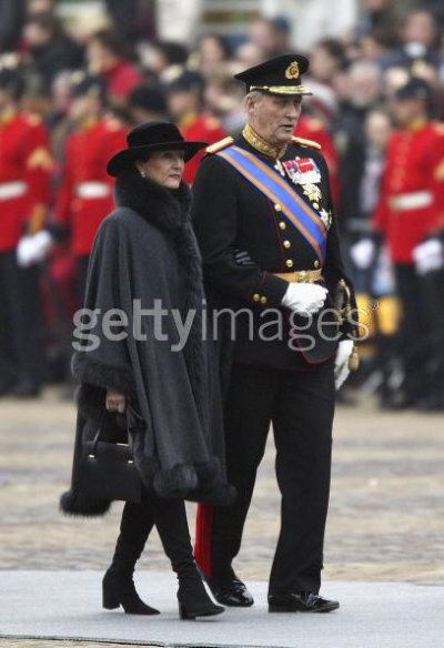 Click image for larger version

Name:	King Harald and Queen Sonja.jpg
Views:	1181
Size:	34.9 KB
ID:	64196