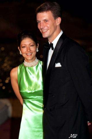 Click image for larger version

Name:	1997-10-03 Gala 24.jpg
Views:	1452
Size:	28.3 KB
ID:	66860
