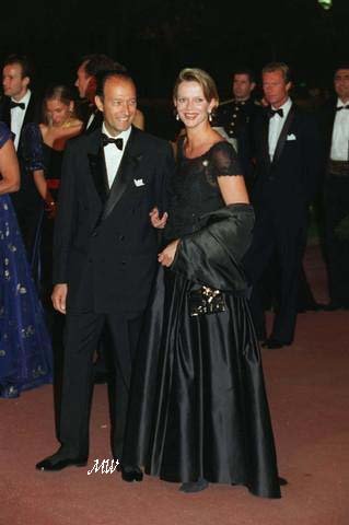 Click image for larger version

Name:	1997-10-03 Gala 28.jpg
Views:	1630
Size:	29.8 KB
ID:	66864