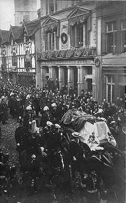 Click image for larger version

Name:	Queen Victoria Funeral.jpg
Views:	996
Size:	68.2 KB
ID:	78144