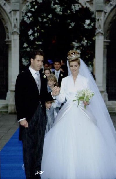 Click image for larger version

Name:	1993-10-08 Wedding 21.jpg
Views:	2846
Size:	46.8 KB
ID:	99619