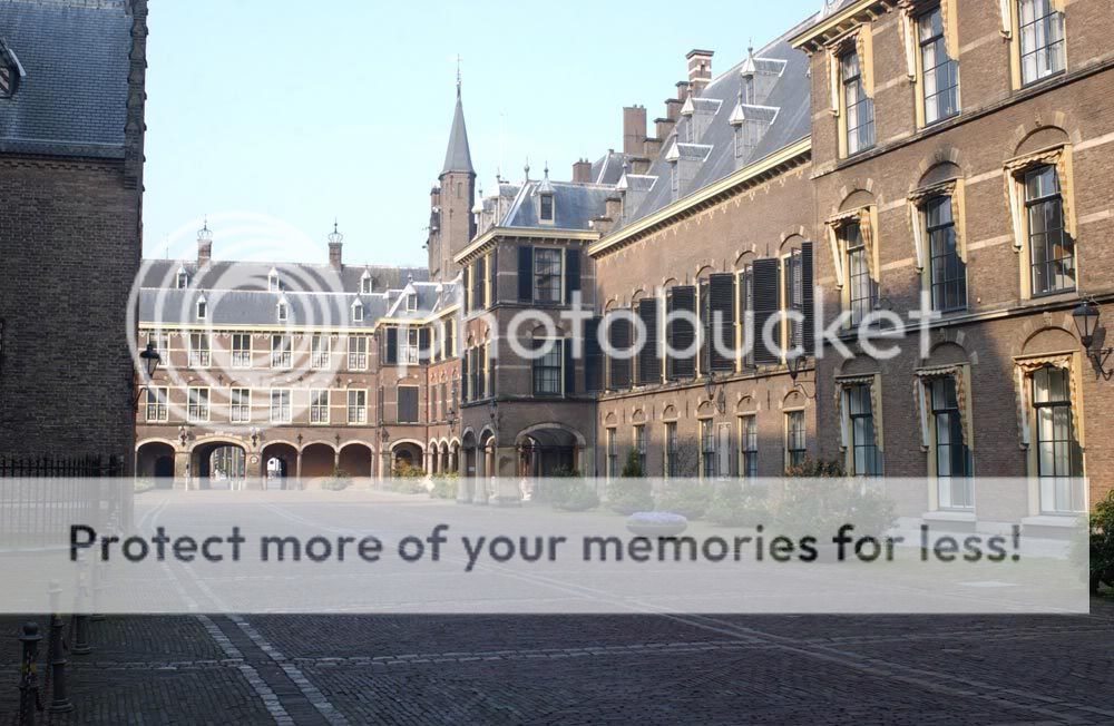 denhaag_binnenhof_01_x.jpg