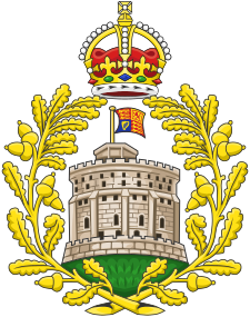 225px-Badge_of_the_House_of_Windsor.svg.png