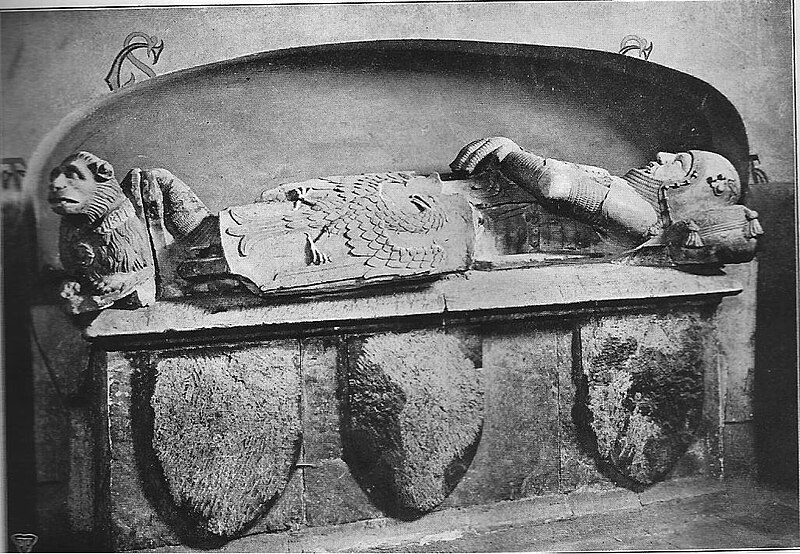 800px-Sarcophage_Thomas_II_001.jpg